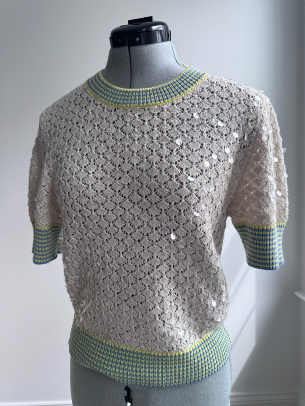 J.Crew Sequin Crochet Knit Sweater NWOT Size M Blue Yellow Trim Short Sleeve